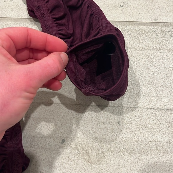 Fabletics Ruched Leggings - Picture 7 of 9